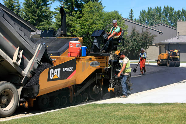 Best Driveway Paving Contractor  in Sammamish, WA